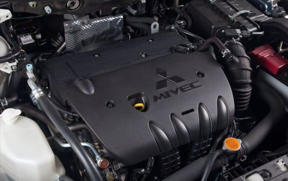 Mitsubishi Lancer engine
