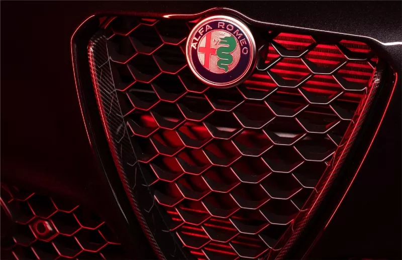 The Alfa Romeo Giulia and Stelvio Estrema open a chapter in the brand's history