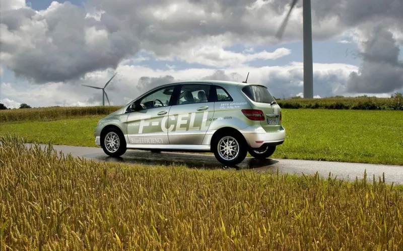 The B Class F-CELL - zero-emission drive system