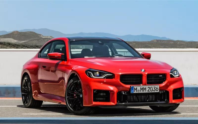 The new BMW M2 sports car with 460 hp from 105,000 euros