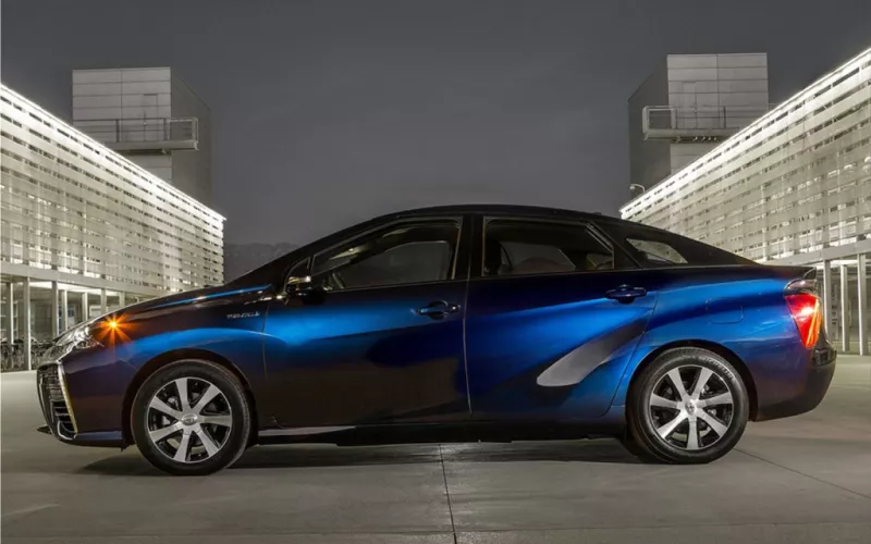 Toyota Mirai - the car of the future